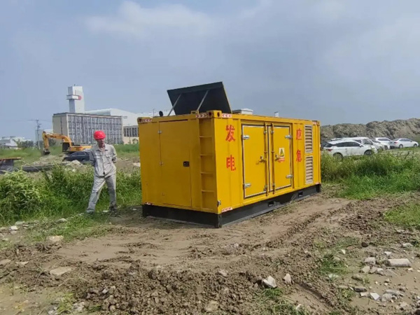 榆林200KW柴油发电机机组每小时的油耗量受哪些因素影响？